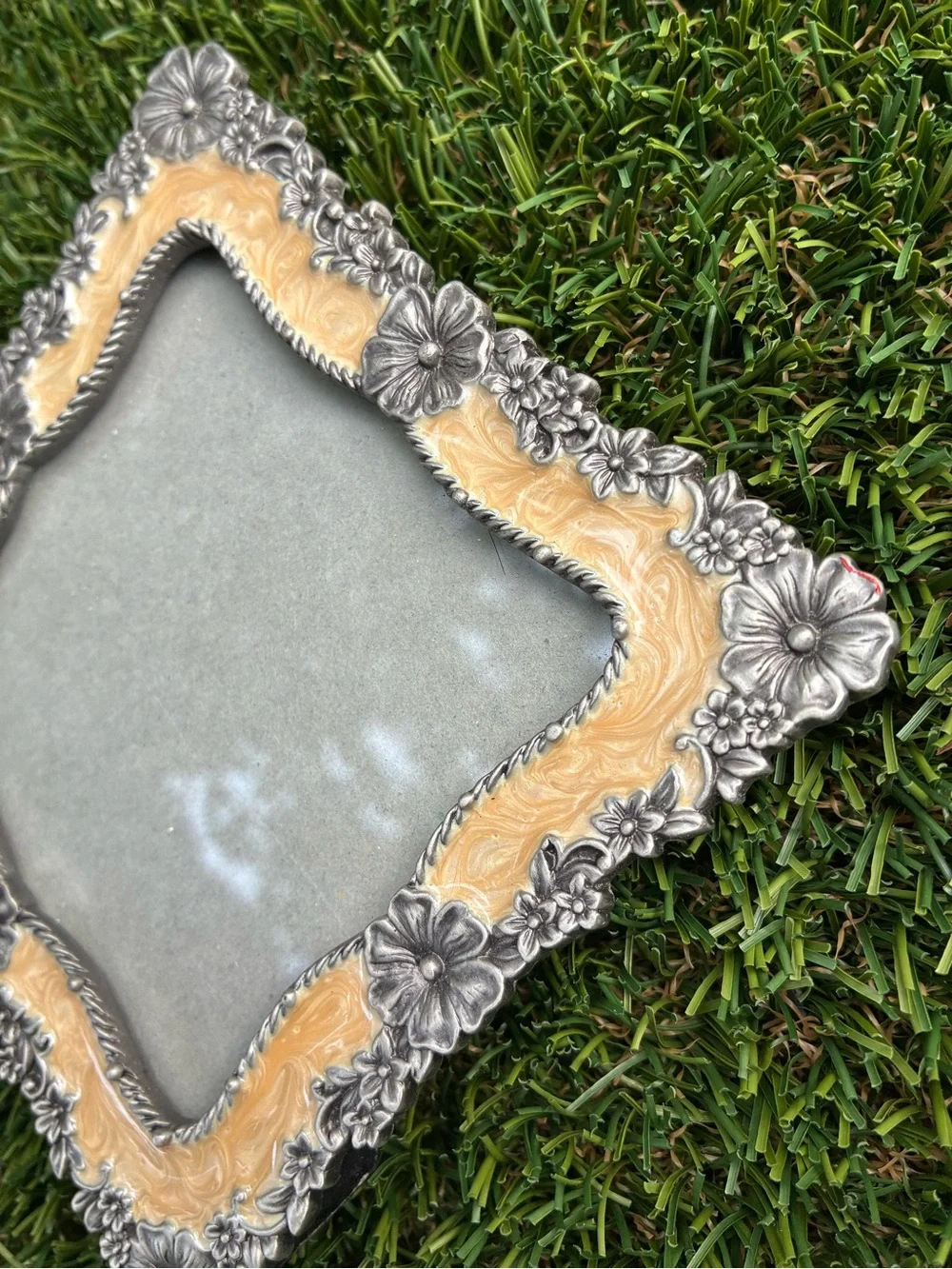 Ornate Floral Decorative Picture Frame in Silver and Gold Tones